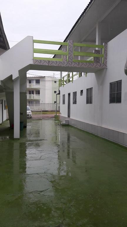 Pousada Verdes Mares Guaratuba Kültér fotó